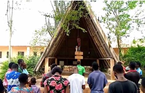 La Iglesia de Benín celebra 160 años de evangelización