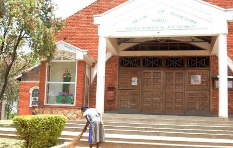 Lugares de culto abren sus puertas en Uganda tras cierre por Covid-19