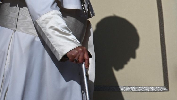 Cancelado el viaje del Papa a Dubái a petición de los médicos