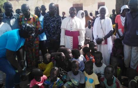 El obispo de El Obeid, Sudán: «nadie escucha la voz de Dios y la voz del pueblo»