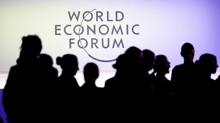 «La IA al servicio del desarrollo, nunca violar la dignidad humana»: Papa en Davos