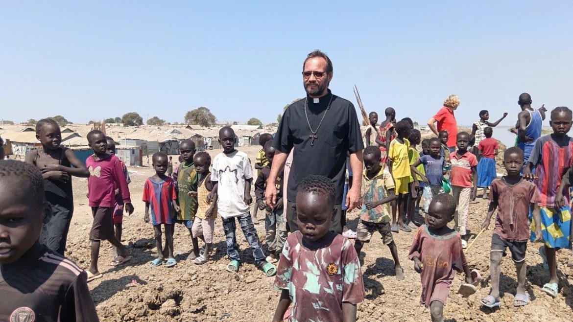 Entrevista a Mons. Christian Carlassare, obispo comboniano en Sudán del Sur