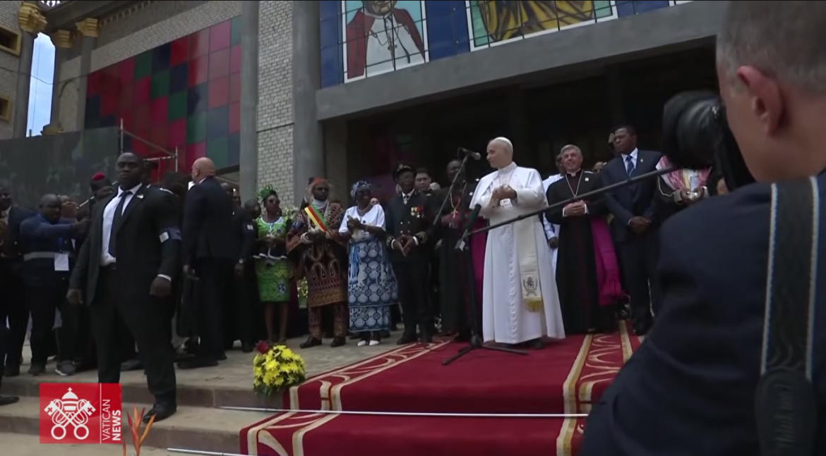«Ahora es el momento de la paz»: el grito del Papa León XIV en Camerún