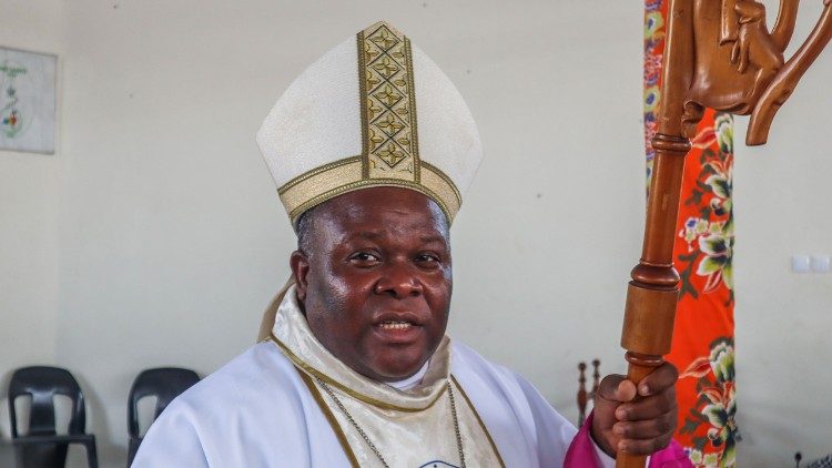 El dolor del Papa por el asesinato del obispo de Quelimane en Mozambique